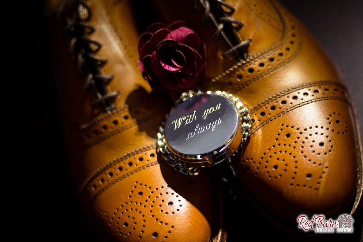 redbarnwedding's tweet photo. 'With You Always'... Wedding details captured by Red Barn Studio

#weddingdetails #withyoualways #Chicagowedding #weddingideas #weddinginthefall #likewhitepines #rusticwedding #Chicagobride #weddingsinChicago #weddingphotographersinChicago #Chicagocinematography https://t.co/5UTqXtzJCq