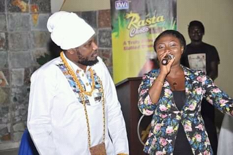 nat_ebube's tweet photo. Now playing one of my favorite from king @Blakkrasta #MessageToMyMama π΅π΅
π» #TaxiDriverShow @zylofon1021fm @kwame_agyei #MallamTonga @The_Evangelist3 #TimbuktuByRoad @ClementPlasma https://t.co/ejuJvylK2e