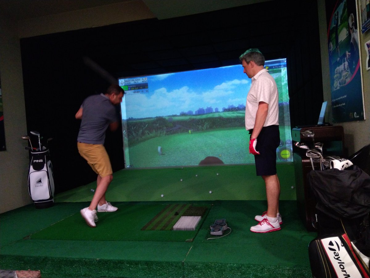GodDubai's tweet photo. Playing with coach..🏌️⛳🏌️
#swingtheday #niceplaceforpractice #funtime #watchyourplay #analizeyourswing #checkoutyardages https://t.co/OZPrGImU8q
