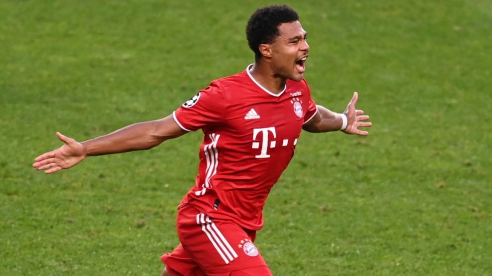 2. Gnabry's 1-0 against Lyon in the CL semifinal This brilliant was beautiful and also very, very important. The start from Bayern against Lyon wasn't good at all and Lyon almost were 2-0 up.But Gnabry's breakthrough turned the tables in this game.
