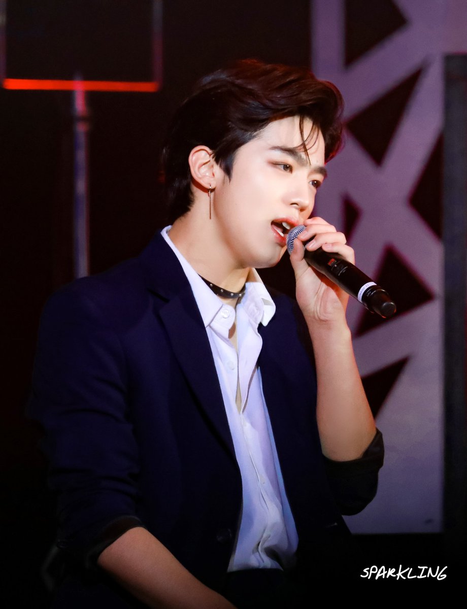 timetokyh's tweet photo. 190916 KMF 삿포로

#김요한 #KIMYOHAN #WEi
@WEi__Official https://t.co/0NpJQfDwqf