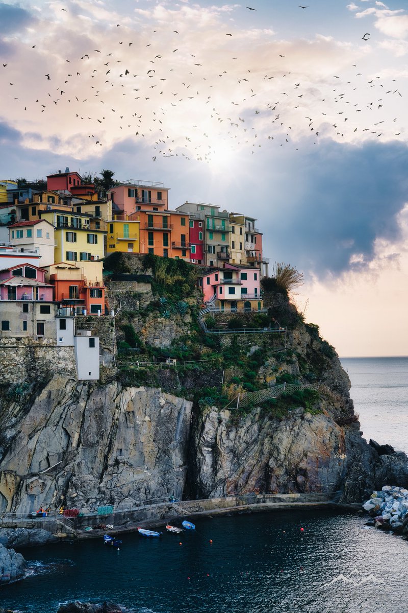 lugaresmorar's tweet photo. Manarola - Itália https://t.co/2sg10bAL0y