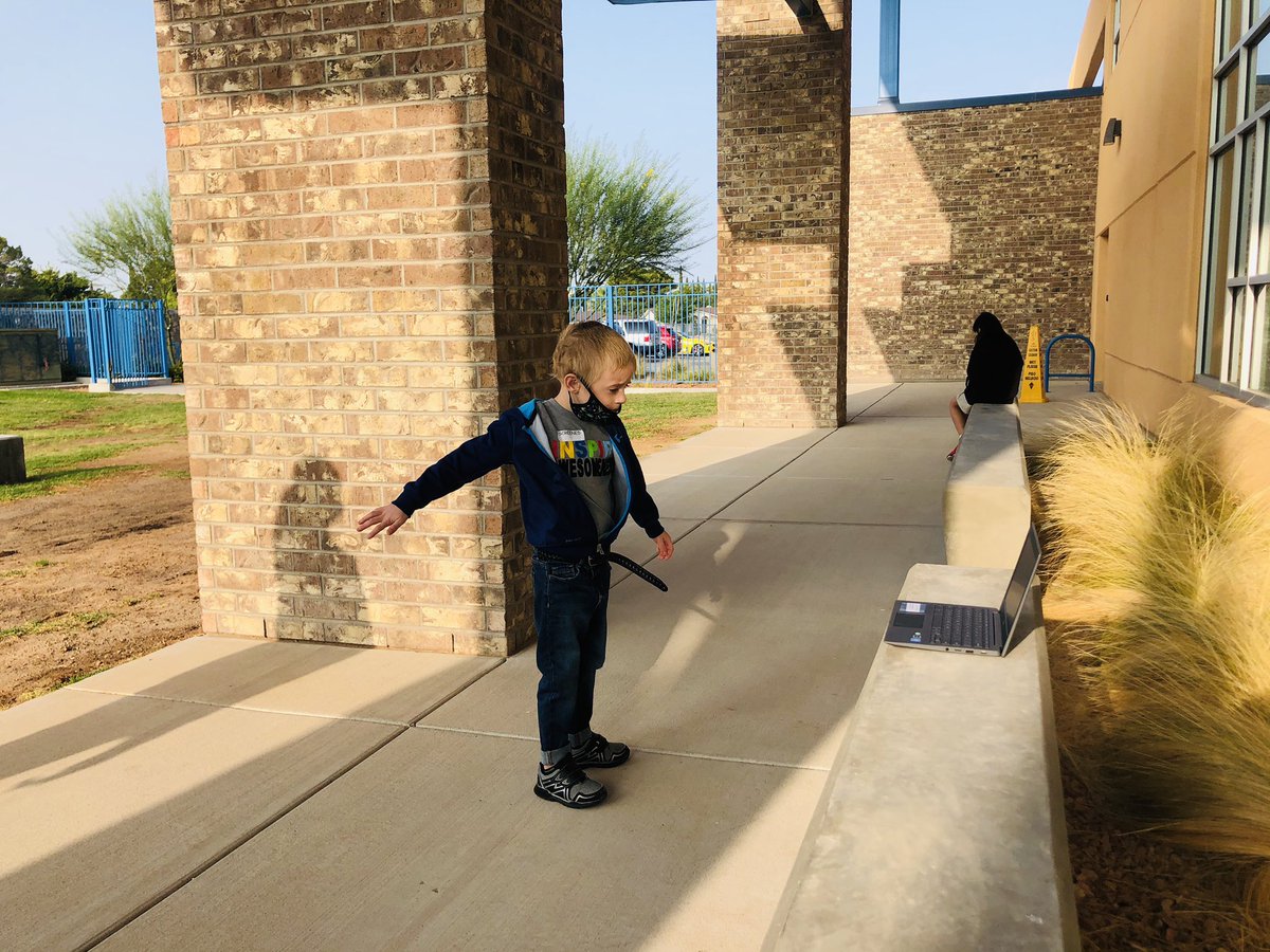 BrendaChR1's tweet image. This Sundancer is enjoying his PE class and the beautiful El Paso weather. @TierraDelSol_ES #learninghubs #THEDISTRICT