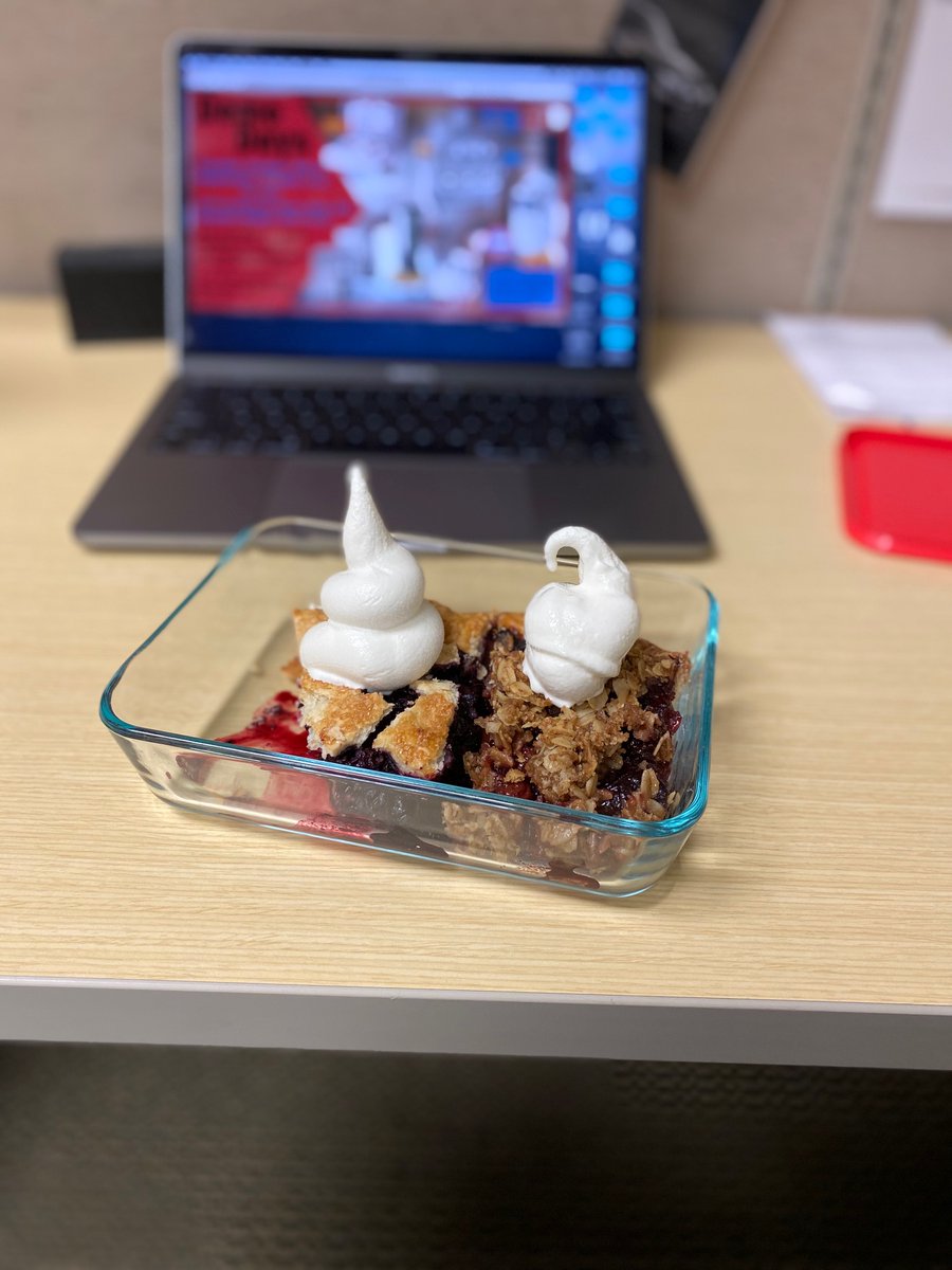 TSBLDist's tweet photo. What goes best with Pie..#softserve
My lunch consists of Blueberry & Cherry Pie from @pieandmightymsp along with vanilla soft serve from one of our Taylor soft serve machines. #delicious #icecreamtoday https://t.co/xDlZF4IJNl