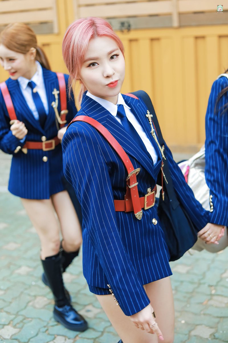 PeachAngel0607's tweet photo. 매순간 행복했어~💞💞

#담이 https://t.co/1MhblDgpsh
