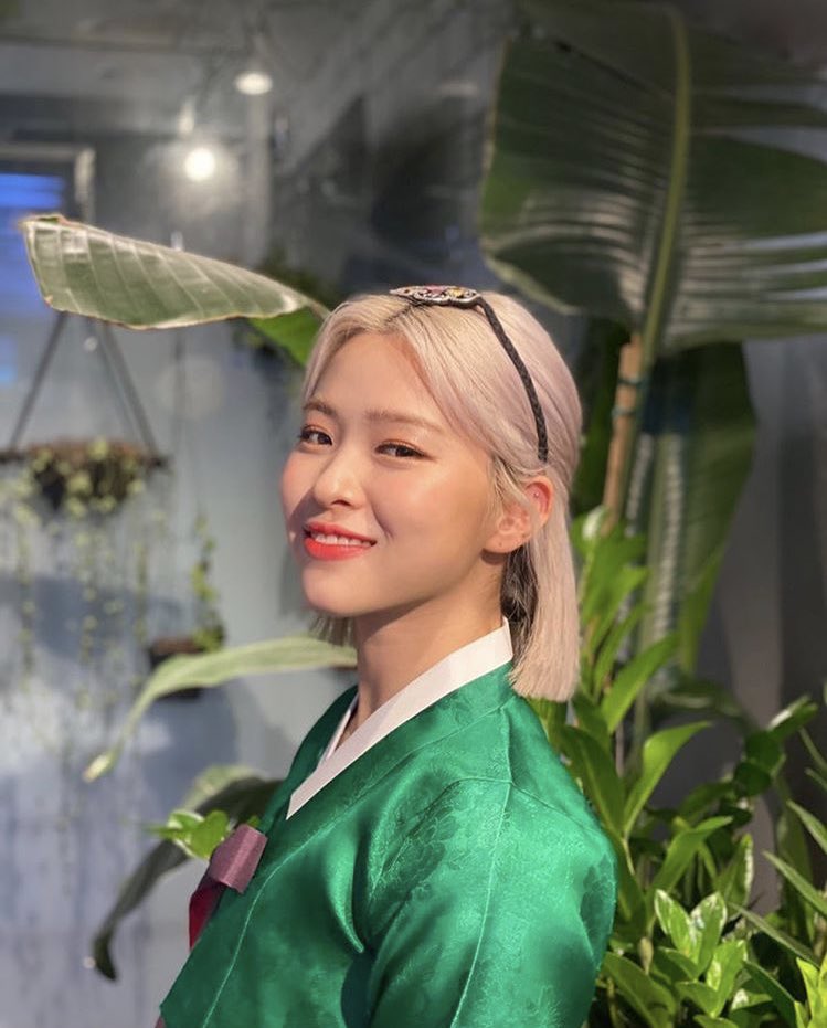 ryuthinker's tweet image. she’s STUNNING.