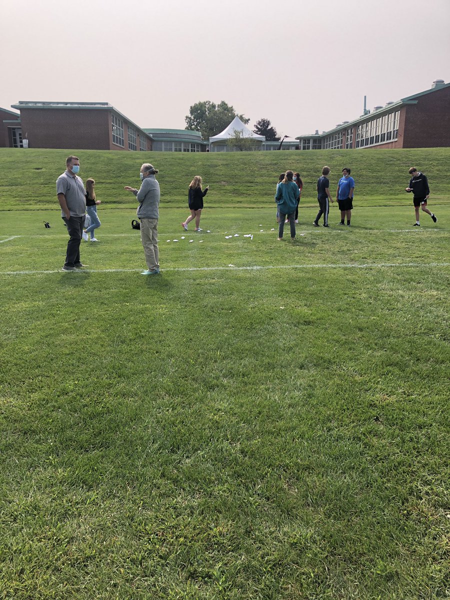 vrhsap's tweet photo. Freshmen are enjoying our transition activities during CORE today. We welcome our new Valley Warriors! https://t.co/g9mg1WyJaI