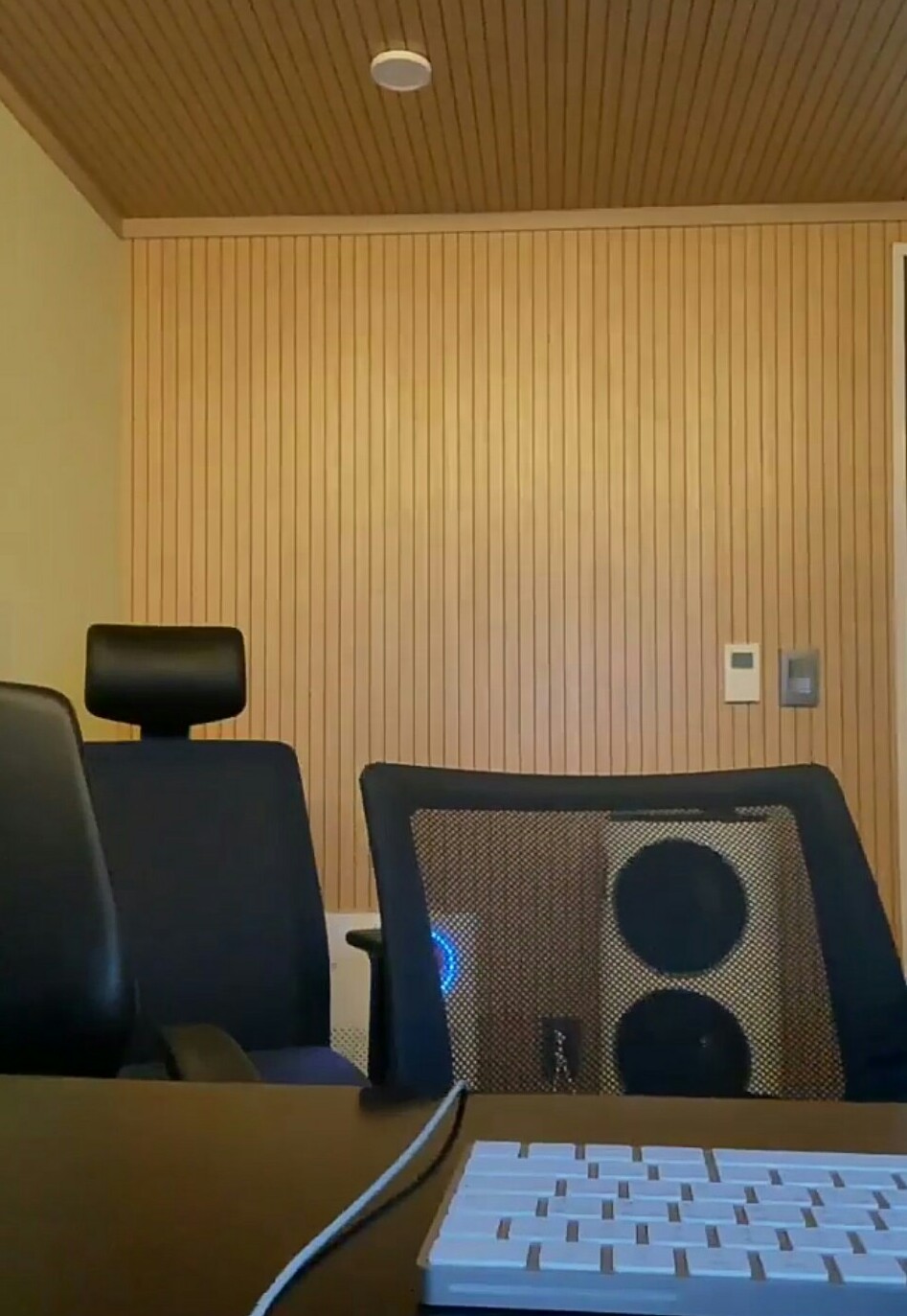 good zoom backgrounds on Yen On Twitter Got7 S Vlive Backgrounds As Zoom Backgrounds