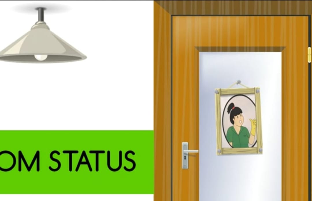 LasKellysBCN's tweet photo. Las kellys nos estamos capacitando con un curso de inglés adaptado a la Hostelería. La profe se lo curra un montón. Hasta incluye nuestra muñeca del Sindicato en la decoración de las habitaciones de Hotel.🥰
#RoomStatus https://t.co/CwcfznQm1m