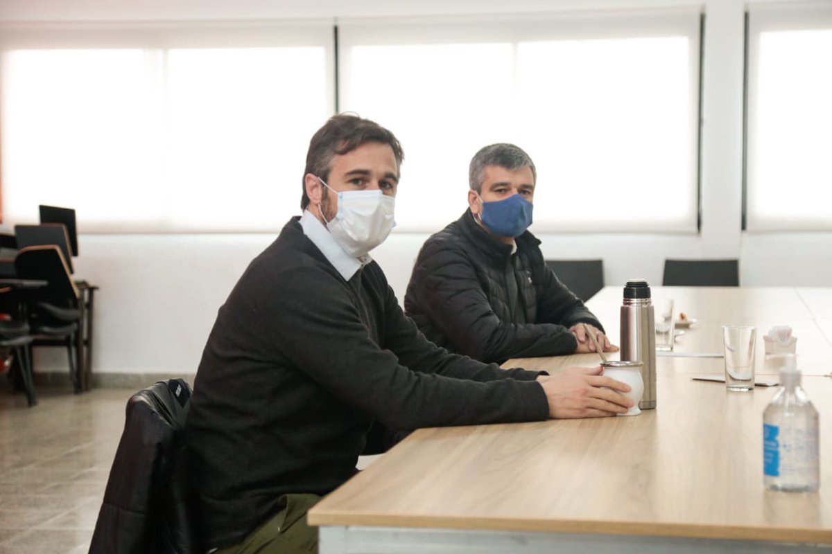 FedericoAchaval's tweet photo. Nos reunimos con @JuanZabaletaOK y @jaimeperczyk para compartir la experiencia de la creación y puesta en marcha de la @unahurlingham que hoy tiene más de 18.000 estudiantes. 

Vamos a seguir trabajando para hacer realidad el sueño de la Universidad Nacional de Pilar. https://t.co/JorgSHEAGj