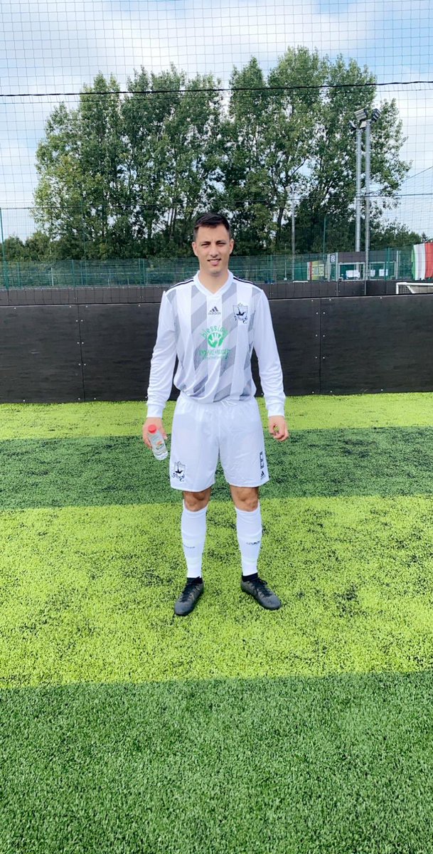 fc_toller's tweet photo. 📢 CLUB ANNOUNCEMENT 📢

Toller FC are delighted to announce Gavin Meakin as New club captain. Matthew Addy has be named Vice captain. As always, a MASSIVE thank you to our sponsors: 
Stott Building Contractors: Warm Up Jackets Eldwick Law:Tracksuit sponsor BlessingsNursery: Kit https://t.co/h0FwrLBtCD