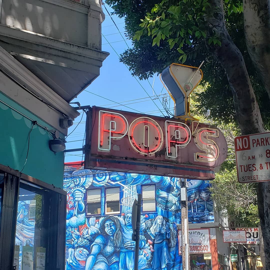 SFHeritage's tweet image. Like many valued bars in San Francisco, the history of @PopsBar spans generations, several owners, and a lifetime of storied tales. 

Carl Joseph Saxsenmeier – also known as “Pops” – owned and operated “Pop’s Clubhouse” (at 2830-32 24th Street) from 1935 to 1941.