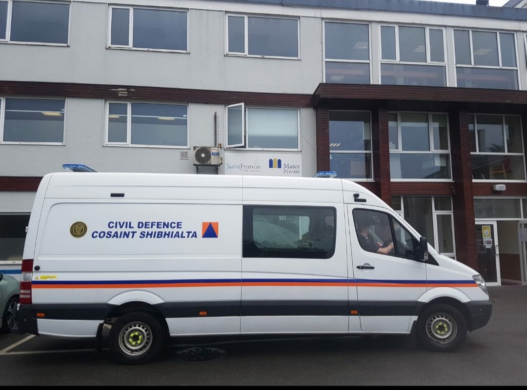 limerickcd's tweet photo. Patient transfer this afternoon - return trip Limerick to Mullingar.
@CivilDefenceIRL @LimerickCouncil
@Limerick_ie @ilovelimerick
@thisislimerick
#ourvolsrock #limerickcouncil #StaySafe #ilovelimerick #thisislimerick https://t.co/FfRnYHjjht