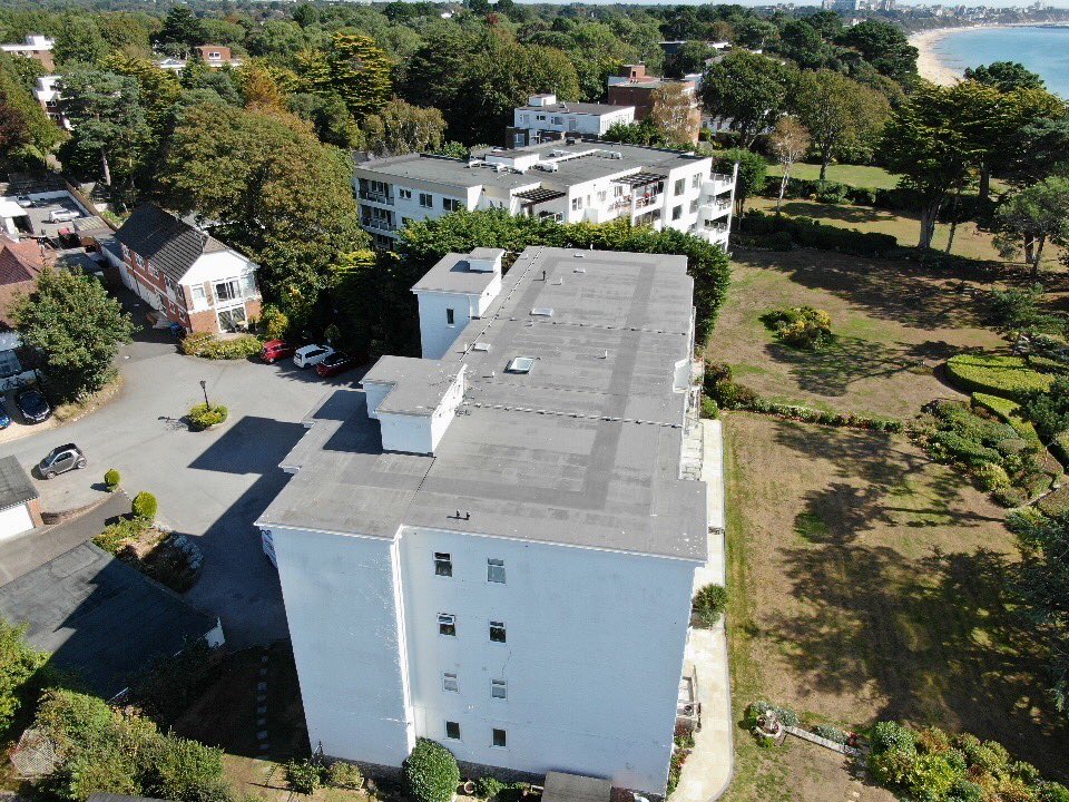 roofing_eclipse's tweet photo. Great to see this project now finally complete . Full strip &amp; re-deck followed by a @westwoodliquid PMMA warm roof system . Great effort &amp; quality workmanship from the team !! #flatroofing #liquidwaterproofing #waterproofingexperts #pmma #westwoodliquid #teamwork #refurbishment https://t.co/gQp3S1p0Gw
