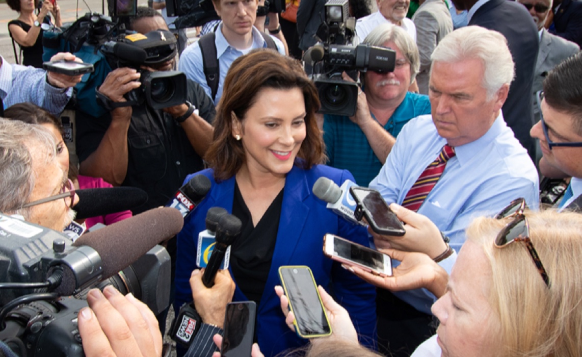 statechampsmich's tweet photo. [NEW] Gov. Whitmer announces reopening of pools and gyms next week, allowing resumption of indoor fall sports in all regions; MDHHS recommends against contact sports >> https://t.co/WvdYMPjnIB https://t.co/NduvemCu3u