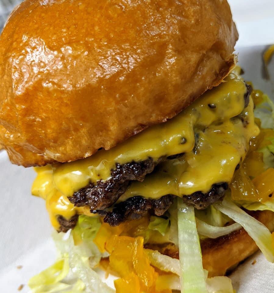 SuperflyDMC's tweet photo. Kick your Labor Day weekend off the right way. It’s Plate Thursday, AND we have our D=Mc2 available!  😱🍔🤩 You don’t want to miss out on this. #superflydmc ❤️🧡💛 https://t.co/QhWZfVoK9A