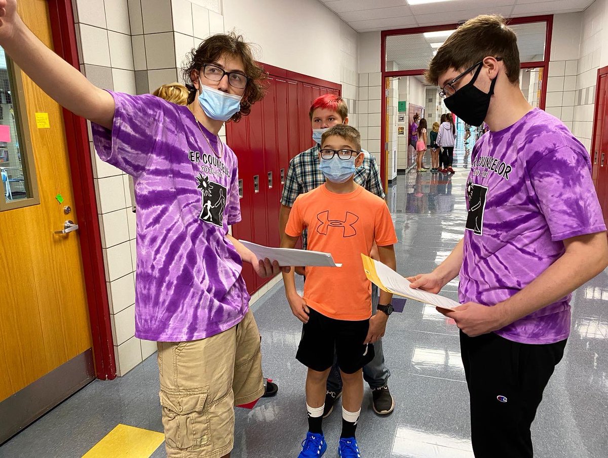 LeRoy_CSD's tweet photo. 🔴⚫️🔴⚫️
7th Grade Orientation 2020‼️
#WelcomeKnights
#LR26Orientation
#KnightItude https://t.co/50jq8CLMh6