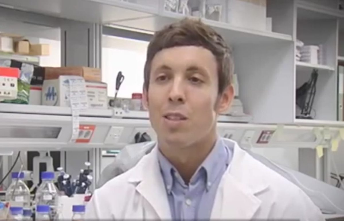 RiscoLab's tweet photo. Conoce a Moisés García, Doctor en Biociencias Moleculares y supervisor de análisis clínicos en el Hospital San Rafael de Madrid. 
Moisés hizo la tesis en el #CellStructureLab estudiando la infección del virus Bunyavirus y buscando antivirales para combatirlo! https://t.co/xVeaIhS85F