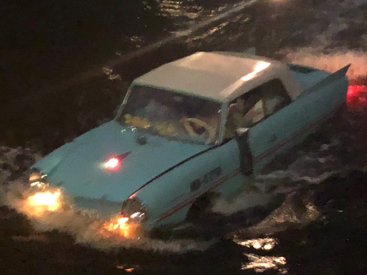 VivianeMeeren's tweet photo. #carboat #Aquada #Amsterdam https://t.co/Vp7faVc39f