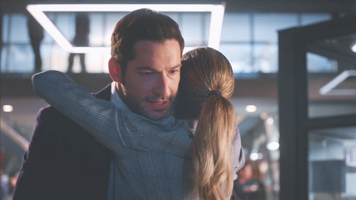 deckerstarbest's tweet photo. "It's really you." #lucifer https://t.co/HLI5Qr9fCS
