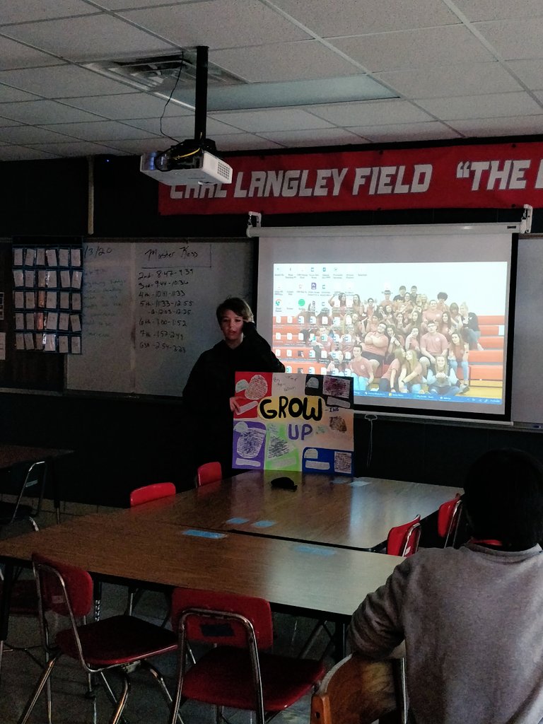 coachkess76's tweet image. Today 2nd Hour Sociology and 4th Hour Applied Psychology presented on the, Soundtrack of Their Lives!" 
#WorldClassWolves
@ReedsSpringHS
