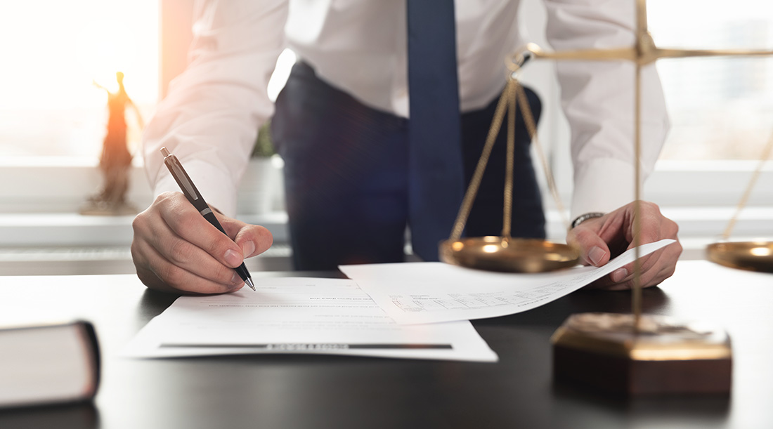 PPINewsroom's tweet photo. The CRA can collect tax debts from proceeds transferred to a non-arm’s length person, but does that include life insurance? Read this article to find how you can better safeguard your client’s assets. https://t.co/FumXFuKfVs
#advisortalk https://t.co/YLzR5VqiX2