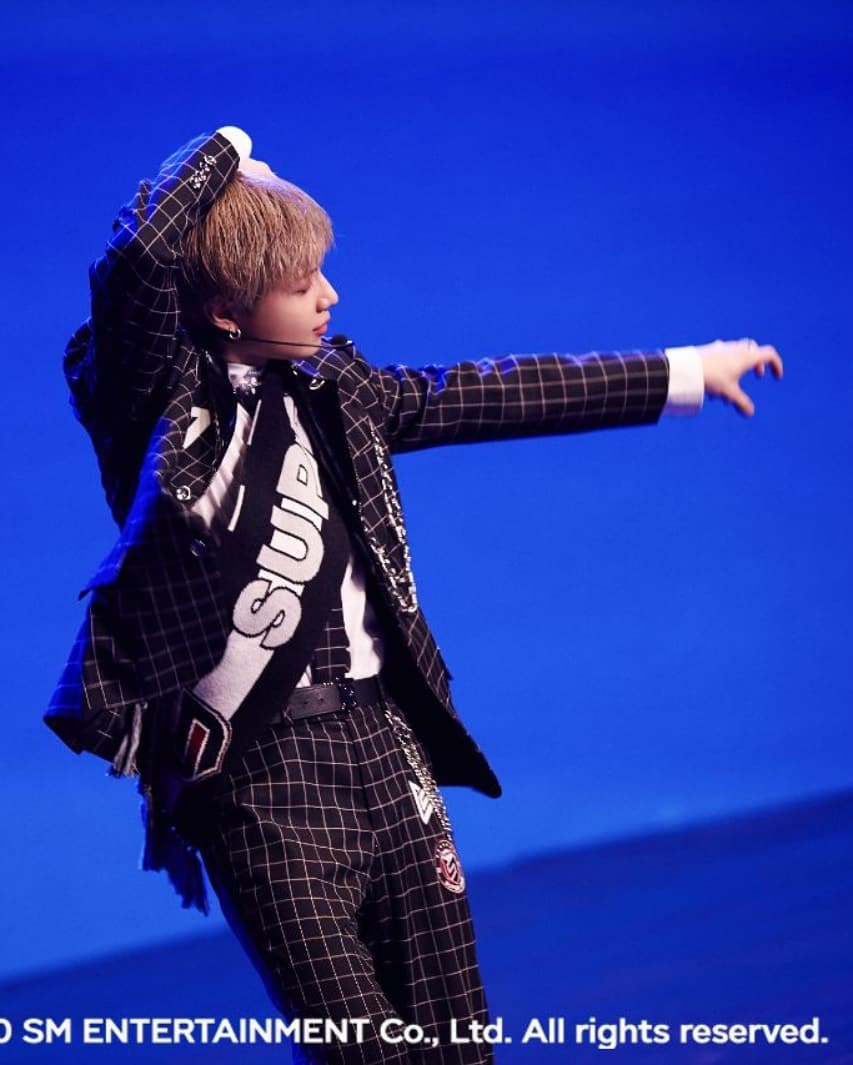 chile_superm's tweet photo. 200903 | #TAEMIN Lysn SuperM SUPPORTERS 

SuperM : THE STAGE 🐅 behind cut 📸

#SuperM 
#SuperOne 
#SuperM_TigerInside
Organización SuperM Chile 🇨🇱 @chile_superm https://t.co/jphwjtQfRq