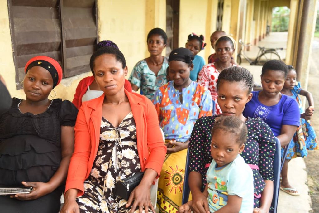 DewOfHope's tweet photo. #TB to DOHF's maiden outreach at Midim, Essien Udim LGA Akwa Ibom State Nigeria (Aug 2019) #TBT #DewOfHope #TakingResponsibility https://t.co/9jNTJx4Y0a