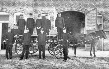 Welcome2Sanford's tweet photo. Labor Days - Welcome to Sanford NC https://t.co/XJevGtXkhG  #LaborDayWeekend #laborday #LaborDay2020 #sanfordnc #historyinsanford #History #welcometosanford https://t.co/D69FnF2TpJ