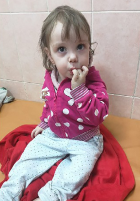 A8xavIiQpYSAnY5's tweet photo. Найденную без присмотра в Воронеже 1,5-годовалую девочку могли привезти из другого города или области. На данный момент пытаются найти родителей ребенка в 60 регионах России....
Ну ладно, родители - сволочи. 
Но СОСЕДИ, ПЕДИАТР должны признать?

РЕПОСТ !!! https://t.co/X1bmOwjFmj