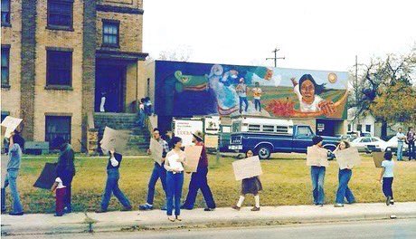SaldanaAustinTX's tweet photo. #TBThurs #LincolnJuarez #LosElementos #MACC #LaCulturaNoSeVende #Circa1982 #Circa2013 #Circa2015 #Protests #Advocacy “It’s impossible to be proud when you don’t know who you are.” ~ Raul Valdez, Chicano Artist (Photos courtesy of Gilbert Rivera, Rene Renteria &amp; Paul Saldaña) https://t.co/Jfv0aUj8h2