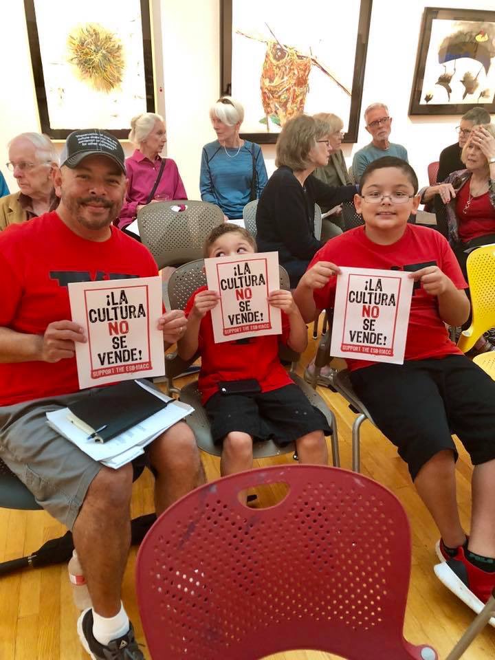 SaldanaAustinTX's tweet photo. #TBThurs #LincolnJuarez #LosElementos #MACC #LaCulturaNoSeVende #Circa1982 #Circa2013 #Circa2015 #Protests #Advocacy “It’s impossible to be proud when you don’t know who you are.” ~ Raul Valdez, Chicano Artist (Photos courtesy of Gilbert Rivera, Rene Renteria &amp; Paul Saldaña) https://t.co/Jfv0aUj8h2