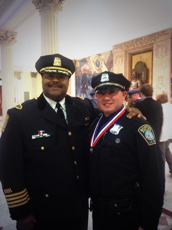 BostonCopWatch's tweet photo. In Boston, @bostonpolice officer Matthew Pieroway murdered #BurrellRamsey, planted a gun, and later recieved the Hanna Award for courage and bravery from @BPDPCGross : https://t.co/QW9pl8a7Eh #DefundBosCops #JusticeforBo https://t.co/6JfNNoo7zw