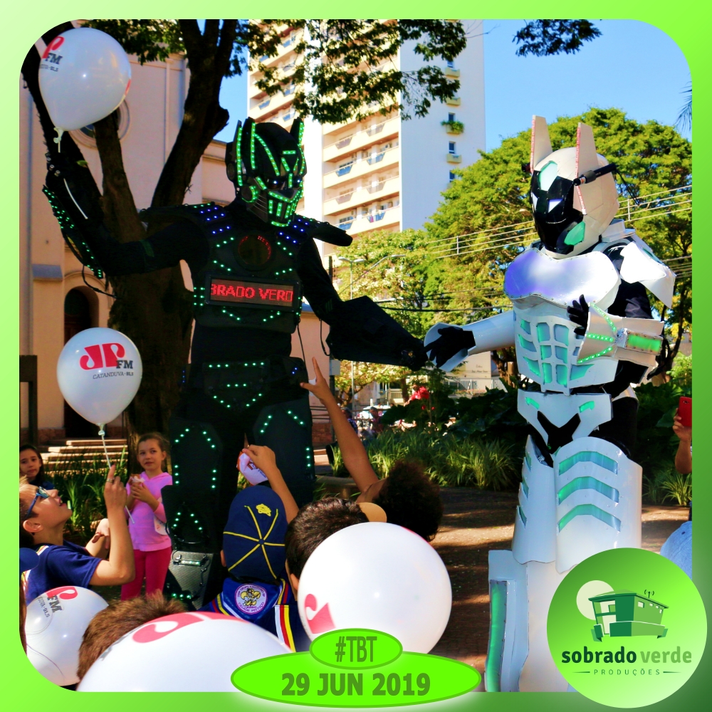 Momentos marcantes são as melhores recordações!!! 🥳🥰🤩😍🤖 #TBT 29 JUNHO 2019 Confira nossas redes: Facebook: SobradoVerde Instagram: sobradoverde YouTube: Sobrado Verde Produções sobradoverde.com.br #sobradoverde #jovempancatanduva #roboled #megatron #memorias