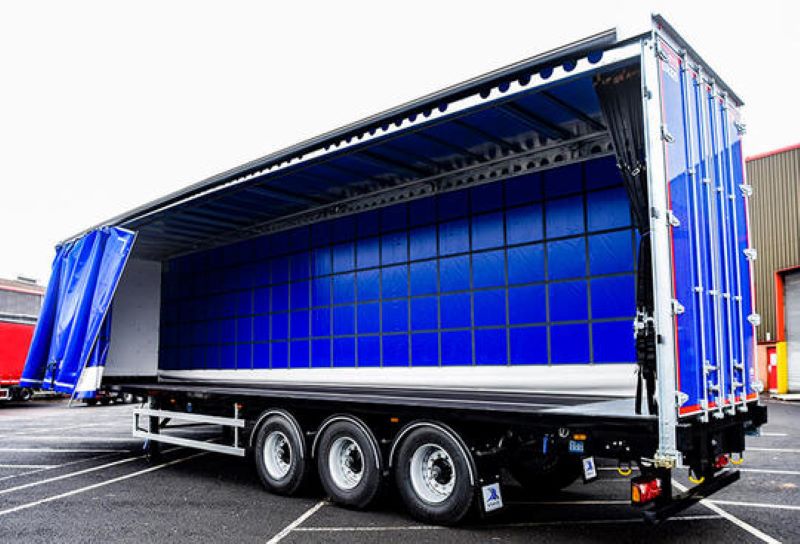 LimitedWiseva's tweet photo. Available for immediate delivery
SDC’s open-aperature Freespan curtainsiders
Easy-roll curtain rail technology
BPW Eco Plus axles
Haldex generation 3 braking
£125 PW including full maintenance and tyres

Contact Mark on 07805 919963 https://t.co/WBNn59pX99