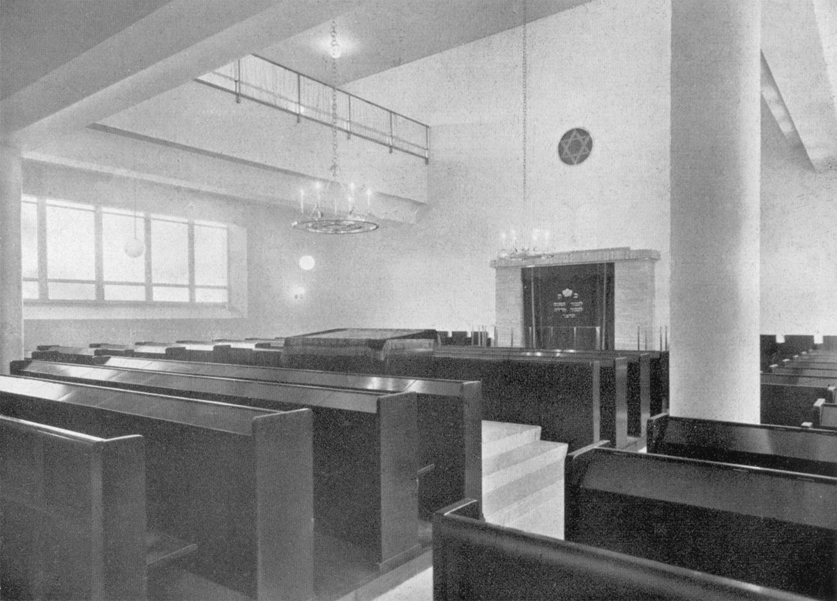 The Agudas Achim Synagogue was built in 1936 in Brno, Czechia.It was built in the ultra-modern Functionalist style.[He's a cubey boi ]