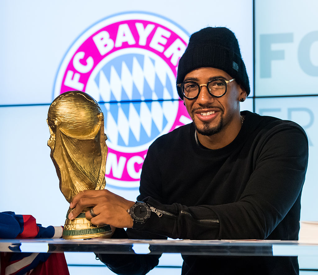 FCBayernUS's tweet photo. 🏆🏆🏆🏆🏆🏆🏆🏆 Bundesliga 
🏆🏆🏆🏆🏆 DFB Pokal
🏆🏆🏆🏆 German Super Cup
🏆🏆 Champions League
🏆 UEFA Supercup 
🏆 Club World Cup
🏆 World Cup
🏆 English FA Cup
🏅 German Footballer of the Year

@JeromeBoateng has won it all. ⭐ https://t.co/Tm4pQqybBX
