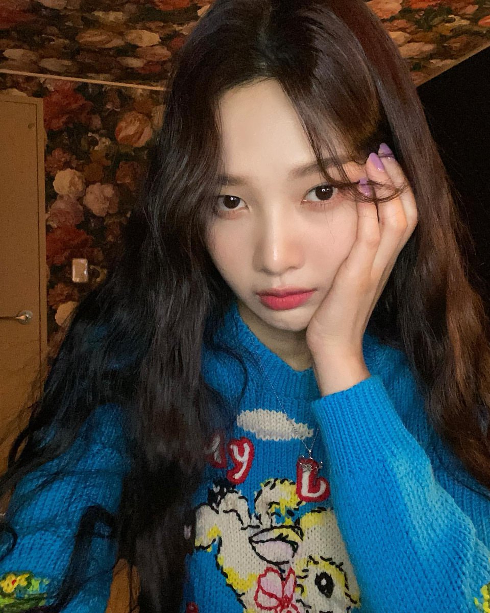 joystgrm's tweet photo. [INSTAGRAM POST] - 7P

💙💙
https://t.co/qTHF76EeHN

#RedVelvet #레드벨벳 #Joy #조이 #RVF @RVsmtown 
200904 · 00:39:30 KST https://t.co/MXFYxS0z53