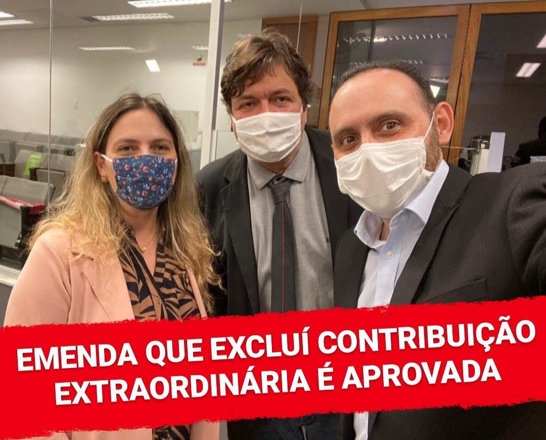 blocodemocracia's tweet photo. Depois de uma dia inteiro de negociações, o #DemocraciaELuta conseguiu aprovar, na noite desta quarta (2/9), #emenda que exclui da #PEC55/20 cobrança de uma contribuição #extraordinária da #Previdência. #Zema queria colocar na Constituição a cobrança dessa segunda #contribuição. https://t.co/mAMKz916Wn