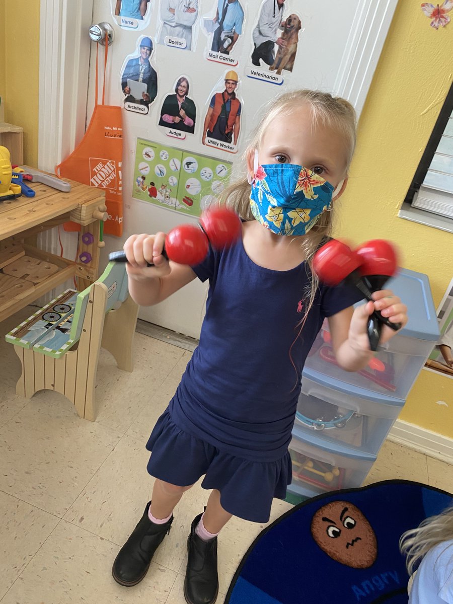 suncoastacademy's tweet photo. The new school year at the Suncoast Preschool is off to a great start! #VPK #WeLoveLearning #LearningIsFun #WeLoveOurStudents #Tampa #SouthTampa #Preschool 📚🍎💖🌞 https://t.co/joNt7uHU5b