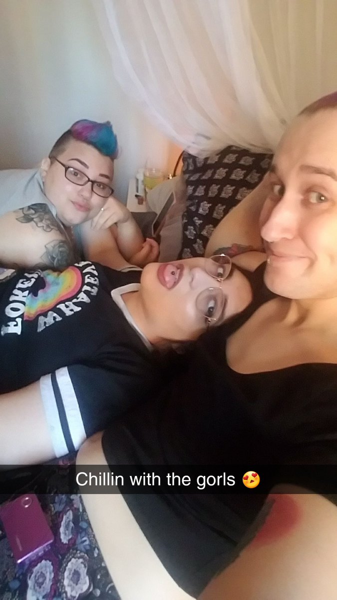 cloutgoddess69's tweet photo. #LGBT is trending rn so I'm gonna stop doom-posting for a minute and show y'all these throwbacks of me and my partners. Shits pretty fucked but I'm glad I got y'all ❤️ #transisbeautiful #Polyamory #nonbinarybabes https://t.co/BkzWOR87DH