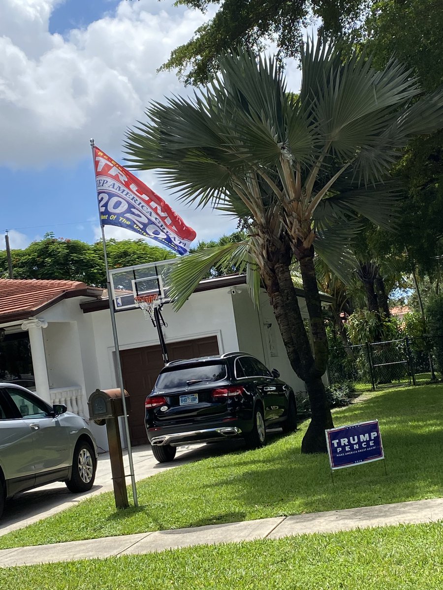 rpof_DanTheMan's tweet photo. #CAT5Cavalry #KAG #LeadRight2020 #KAG2020 #LeadRight #GOP #TrumpVictory #TrumpVictory2020 #Florida #Region11 #Turf155 #RPOF #MAGA #KeepAmericaGreat #FLvictory #MiamiDade #Hialeah #Doral #USA #VoterContact https://t.co/ABd6dcO5ch