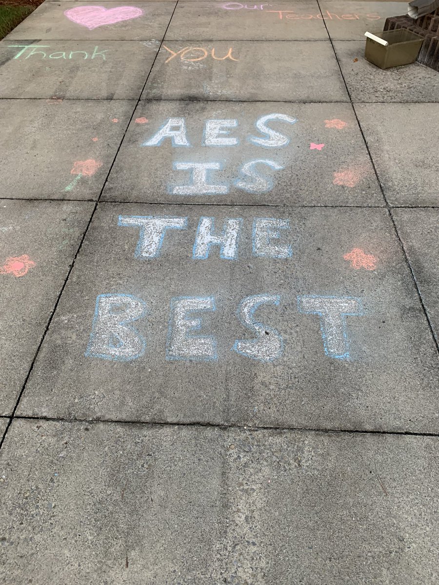 A special thanks to the Armuchee Elementary School PTO for the time you spent last night on our campus to inspire and surprise our staff with uplifting messages with the sidewalk chalk.  What a wonderful way to start the school day!  It is a Good Day to have a Good Day!