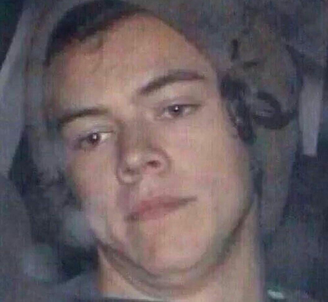 _dlibyhxLP's tweet photo. #LiamPayneOnGMA #WALLS9M
- mi mamá: nmms y ahora pq chillas.
+ yo: moquea* ESQUE SE VA A CASAR LIAM, NIALL DIJO HOLA, BEAR YA VA AL COLEGIO Y LOUIS ESTA TRIUNFANDO.
Mi mamá // yo https://t.co/r0rzIIpiOx