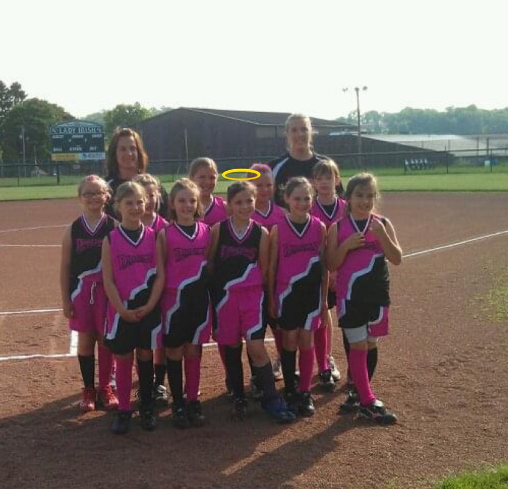 cconradd7's tweet photo. Sophie, thank you for being one of my first best friends. We always wanted to stand right by eachother for any group picture! I’m thankful for all the memories we’ve made!! I’ll see you later, I love you Soph 👼🏼💜 https://t.co/S6lVOiShiH