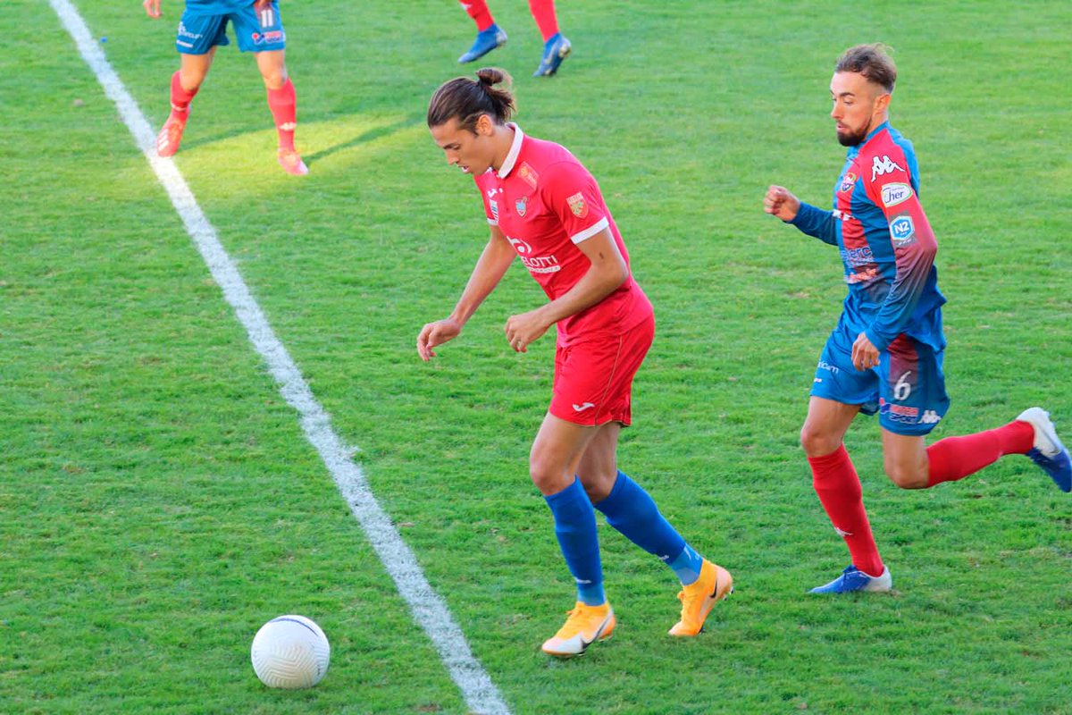 ASBeziersFoot's tweet photo. 📷 Retour en images sur la rencontre contre @Bourges18_off
▶️ https://t.co/ql5Bh69eli
⚽ #B18ASB https://t.co/238WwdcLJH