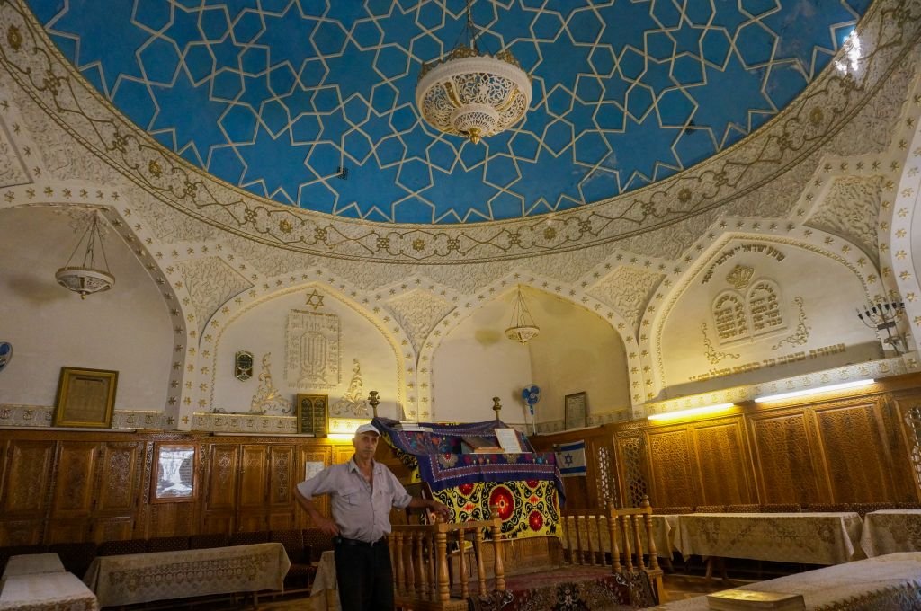 The Gumbaz Synagogue was built in 1891 by Bukharan Jews in Samarkand, Uzbekistan.'Gumbaz' means dome and it is a feature of traditional Uzbek architecture.