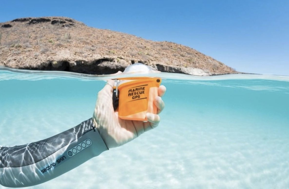 Are you a diver? be safe whenever you go in the water! 
Get your #lifeline at our store #Seecreatures