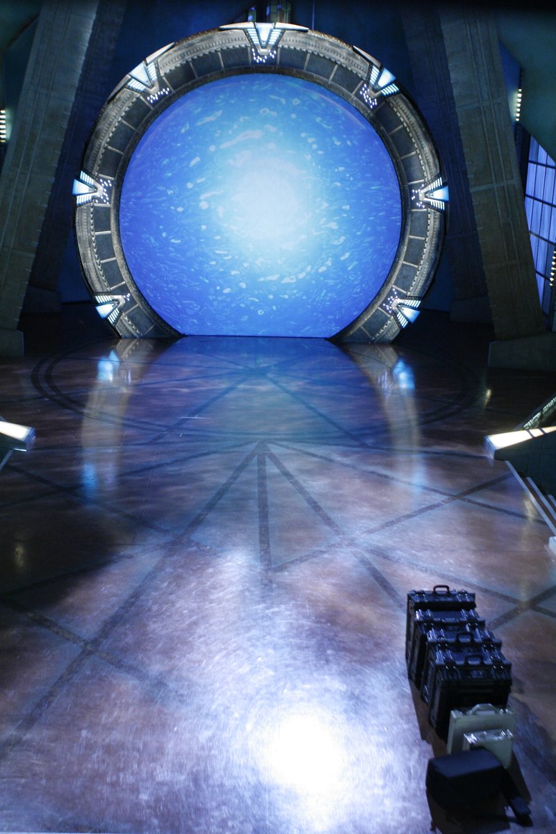 BaronDestructo's tweet image. The Atlantis gate - #StargateAtlantis &quot;Ghost in the Machine&quot;
#Stargate #Atlantis #SGA #SciFi