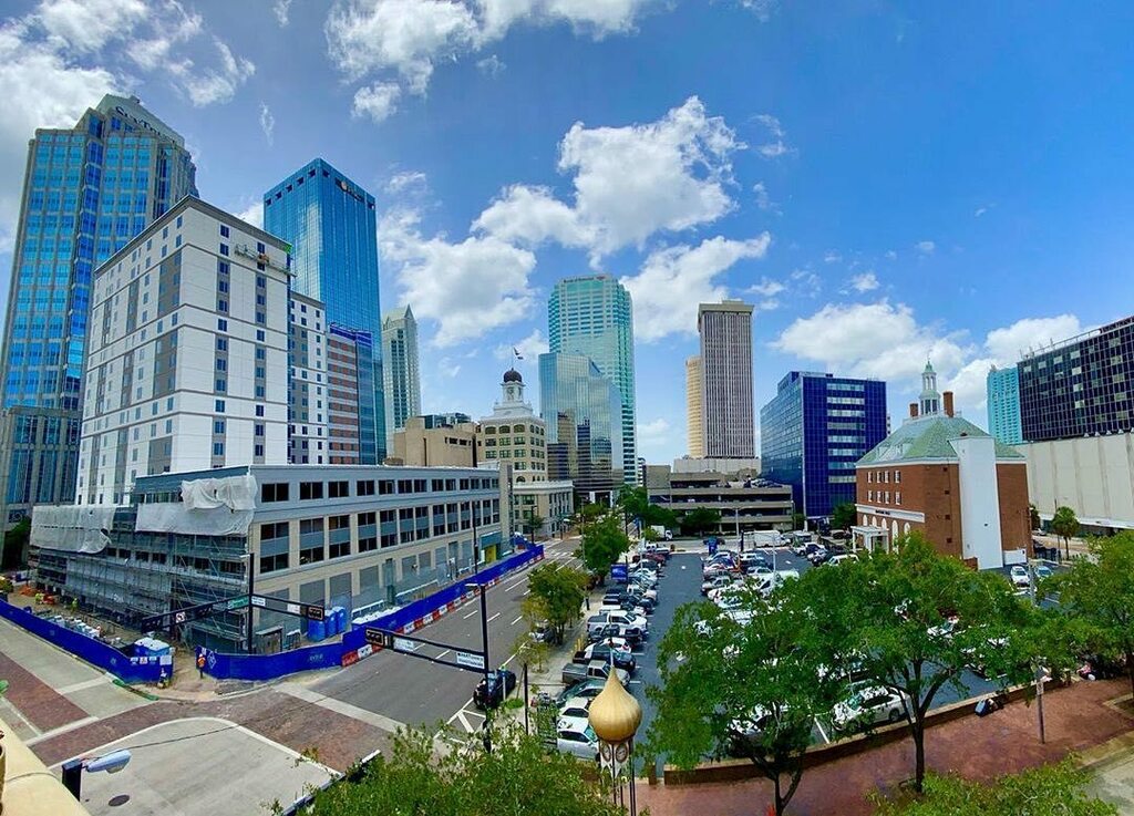 HiddenTampa's tweet photo. #hiddentampa Look we get it it’s hard to pick your favorite skyscraper ... especially with more coming our way! But if you had to pick for #nationalskyscraperday?

🏙📸: @lanceraab https://t.co/BZ8hTmlop5